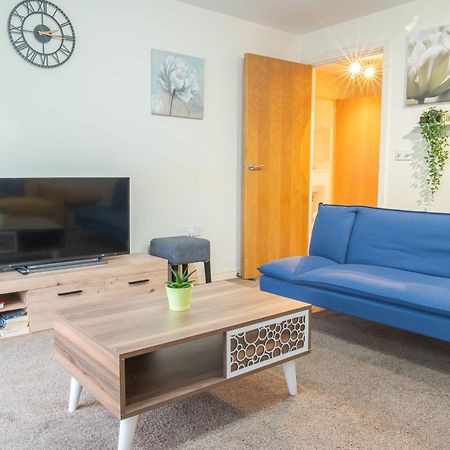 Stay In Our Stylish Flat! & Secure Building & Sleeps Up To 4 Birmingam Exterior foto